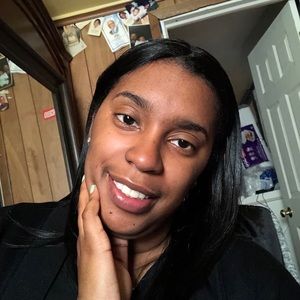 Meet your Posher, Quinn